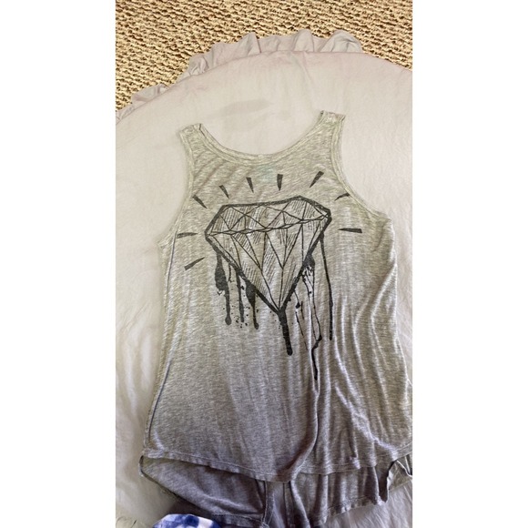 H.I.P. - Picture 6 of 7